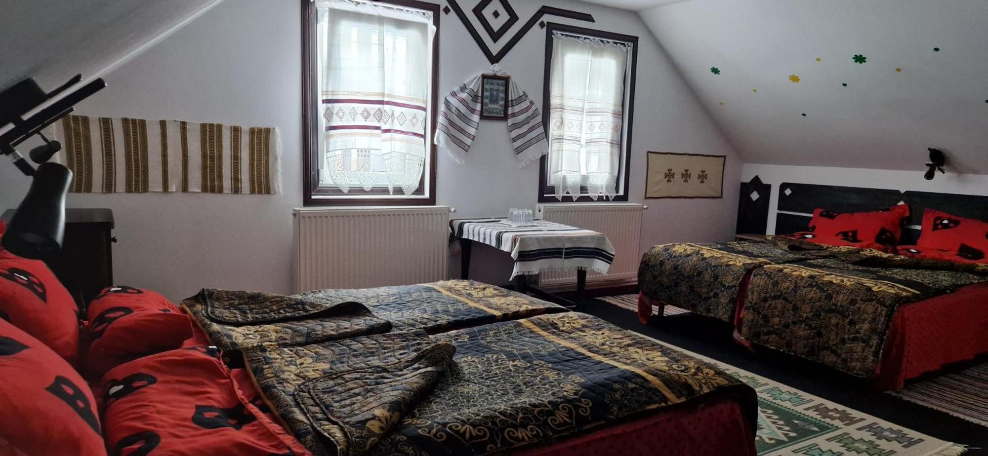 Casa Lia Hotel Valea Putnei Bagian luar foto