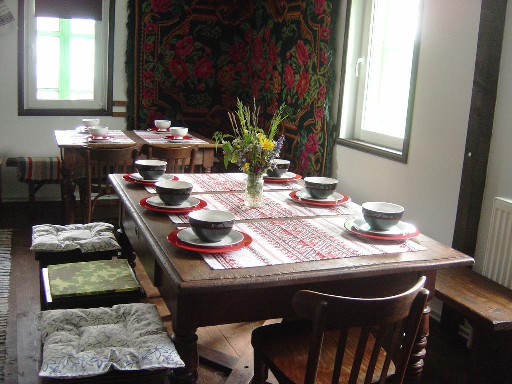 Casa Lia Hotel Valea Putnei Bagian luar foto